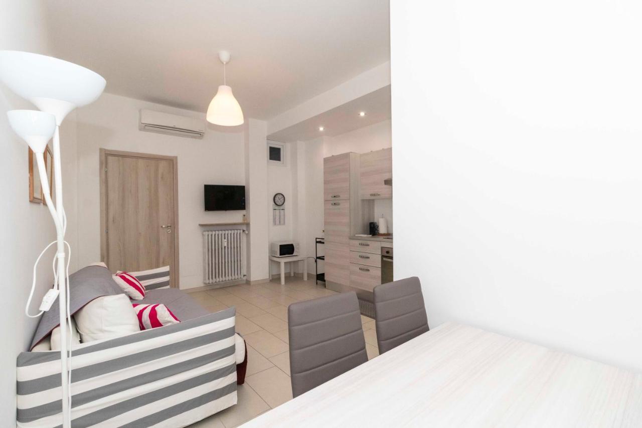 Santa Rita Cozy Apartment Турин Екстер'єр фото